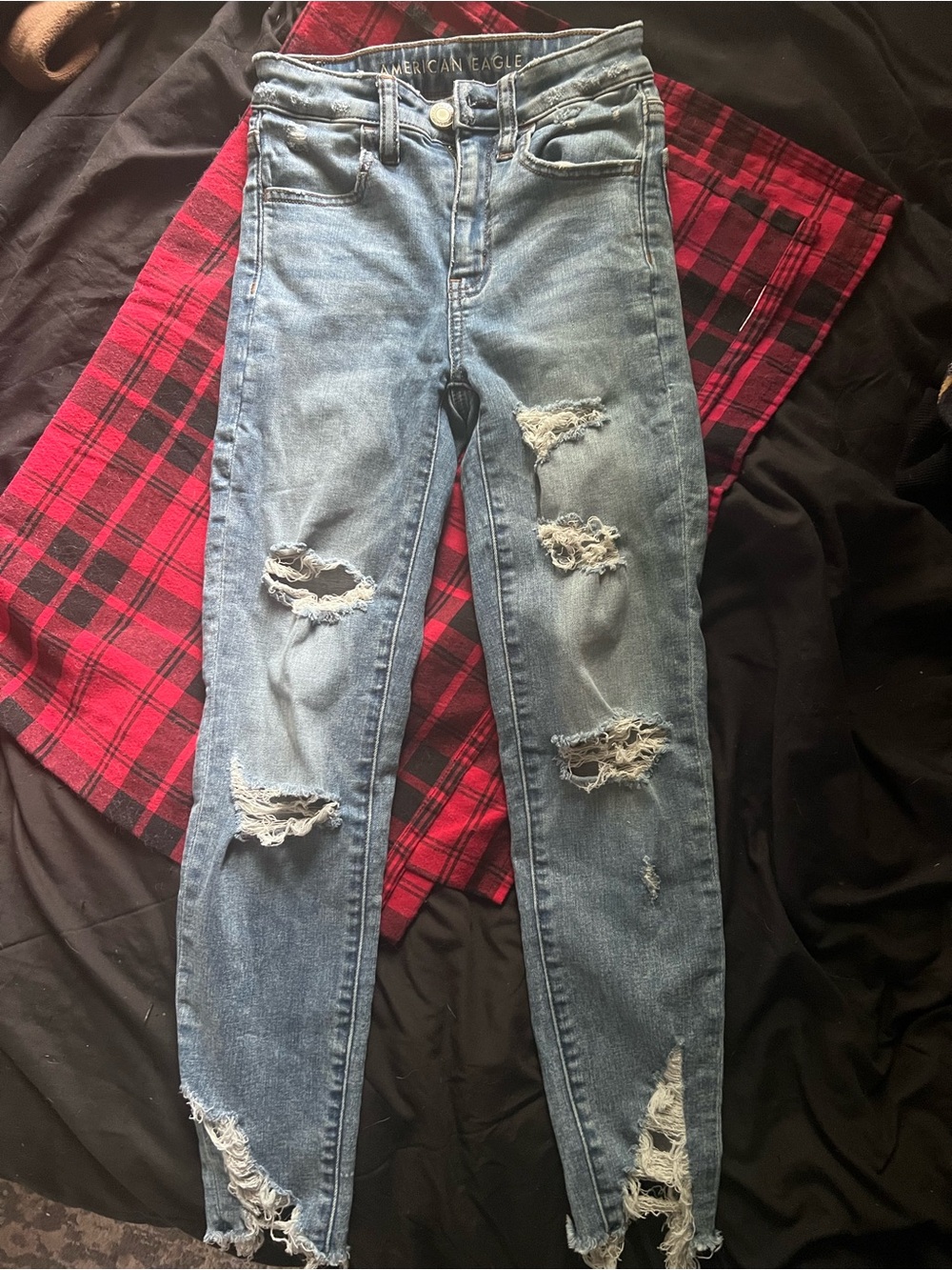 American Eagle Outfitters Light Blue Distressed Skinny Jeans